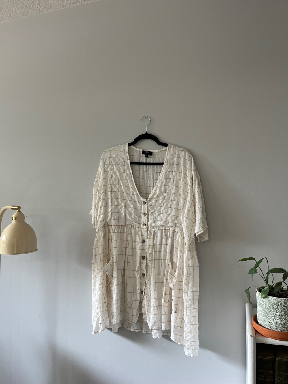 Button-Front Cream Check Tunic - Picture 4 of 4